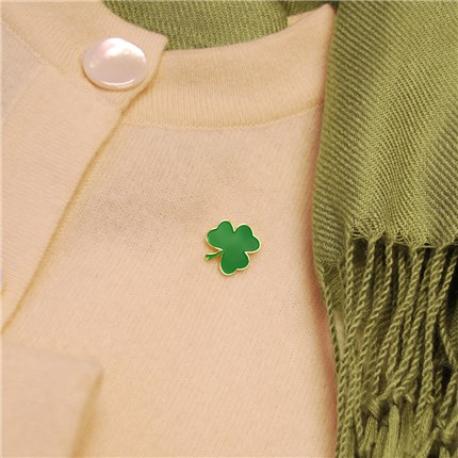     Shamrock Presentation Pin and Card